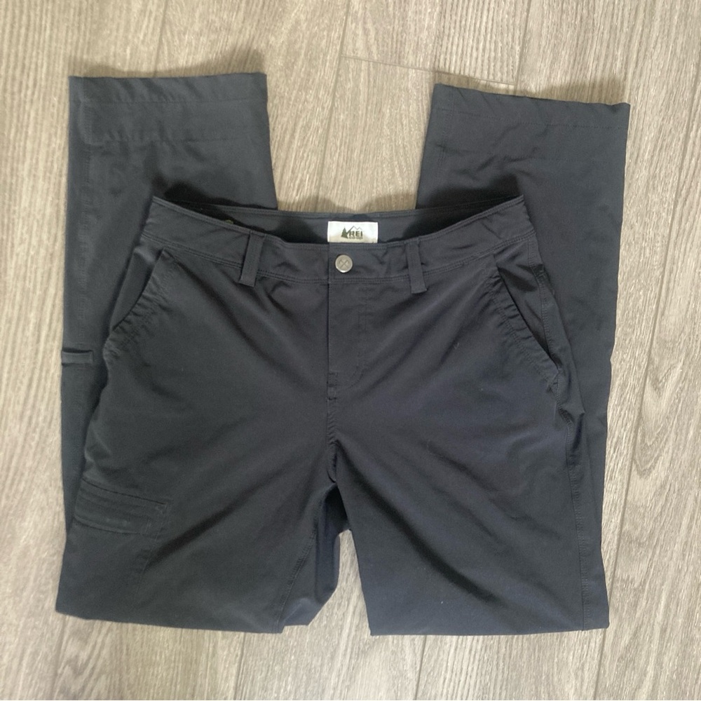 REI Women’s 6 petite Black hiking pants